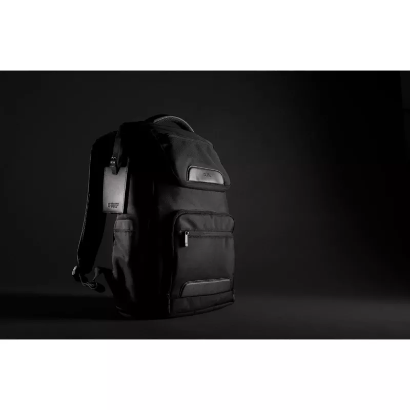 Plecak na laptopa Swiss Peak 15,6", ochrona RFID - czarny (P762.881)
