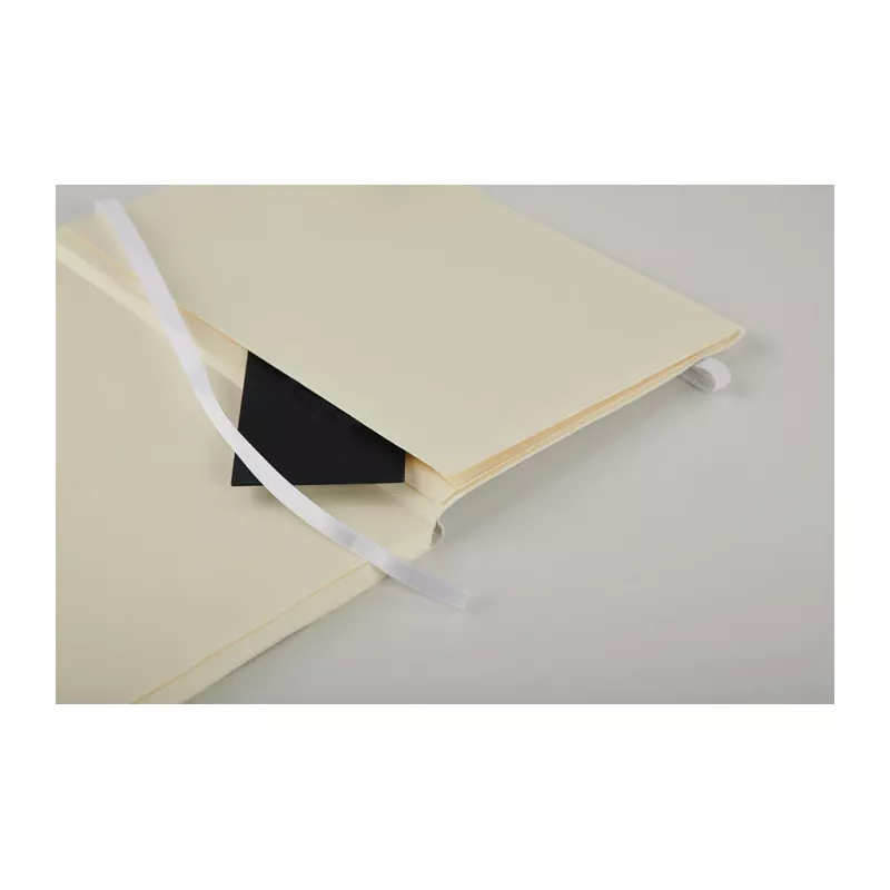 Notes A5 z recyklingu 80 kartek w linię BRETA - Bialy (MO2118-06)