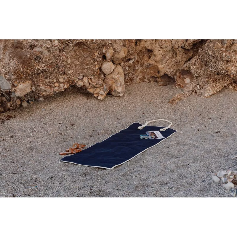 Mata plażowa VINGA Volonne AWARE™, płótno z recyklingu - granatowy, biały (VG538-04)