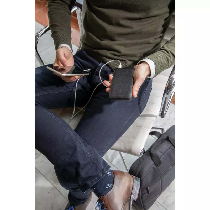 Power bank 10000 mAh - czarny (P322.191)