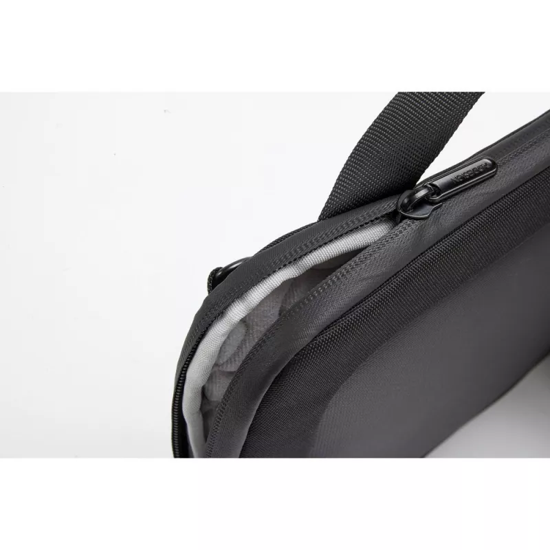 Torba na laptopa 16" - black (P706.231)