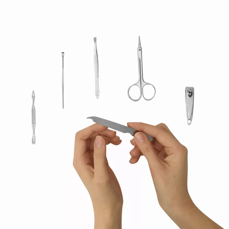 Elegancki zestaw do manicure - beżowy (56-0499096)