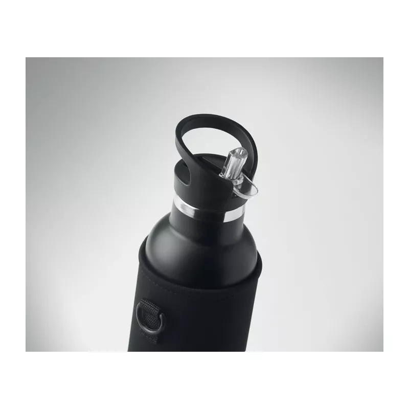 Termos ze słomką i pokrowcem 700 ml TIKSI - Czarny (MO6366-03)