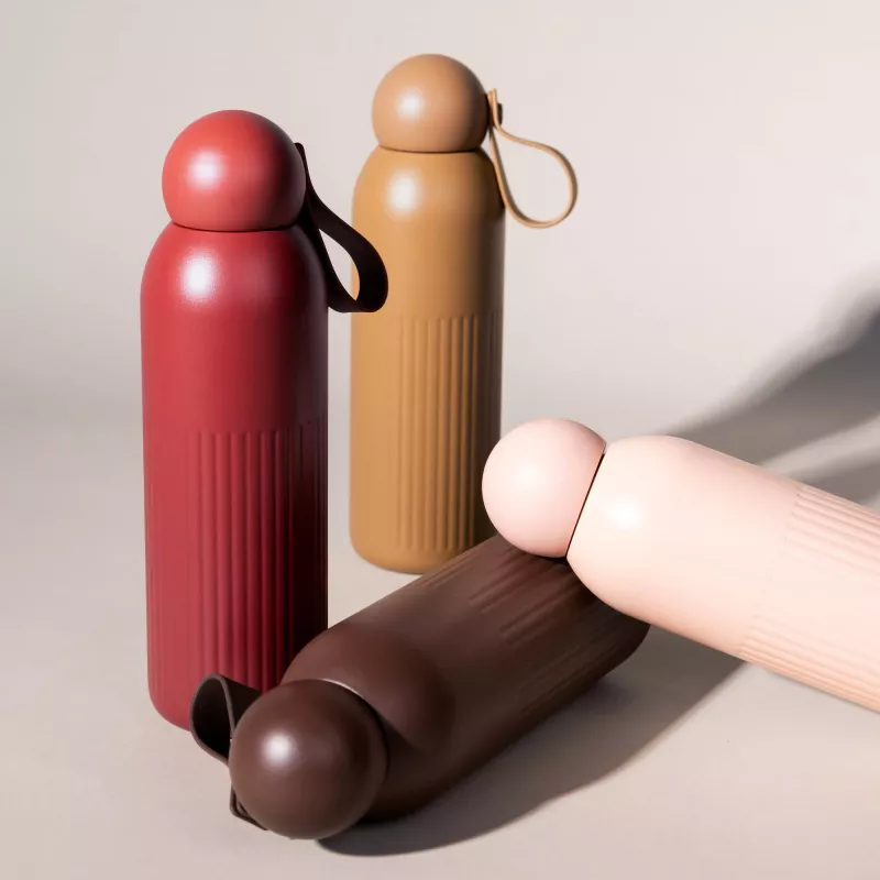 Stalowa butelka Sagaform Tekla (z recyklingu) 500 ml - Deep Mauve (LT52132-N0046)