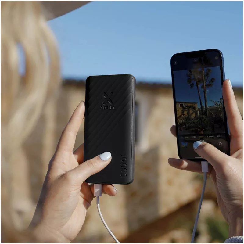 Powerbank Xtorm Go2 20 W, 10 000 mAh z funkcją szybkiego ładowania - Czarny (12460890)