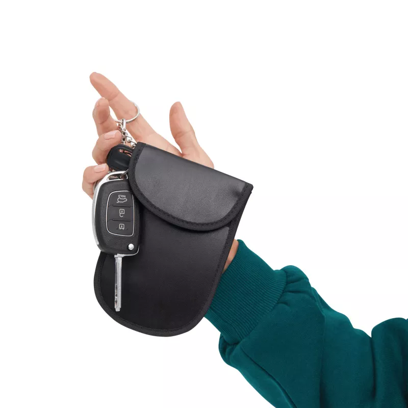 Etui na klucze samochodowe z zabezpieczeniem RFID - czarny (56-0402504)