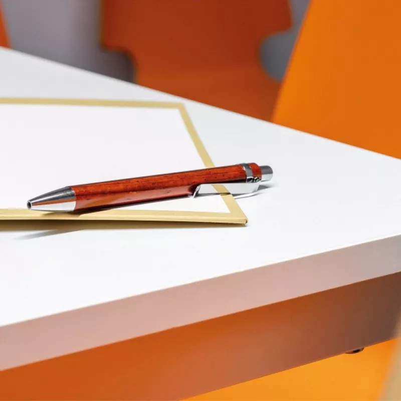 Długopis drewniany JESSE - brązowy (1252701)