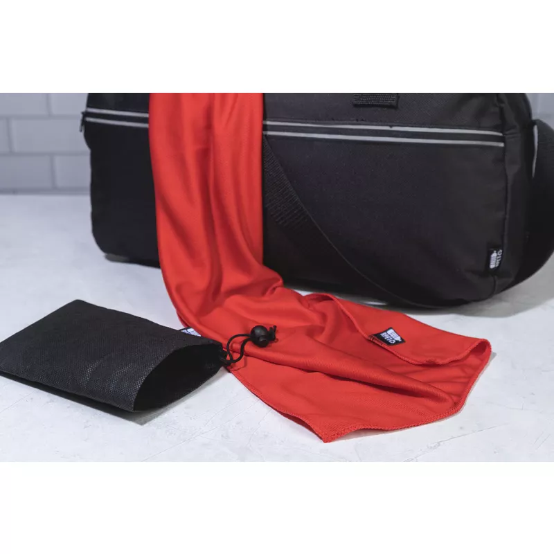 Endure ręcznik RPET - czerwony (AP800327-05)