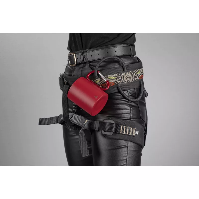 Kubek z recyklingowanej stali nierdzewnej VIVO 250 ml - czerwony (16405-04)