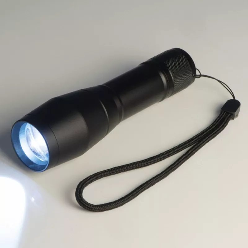 Latarka LED aluminiowa DAVID - czarny (8118503)