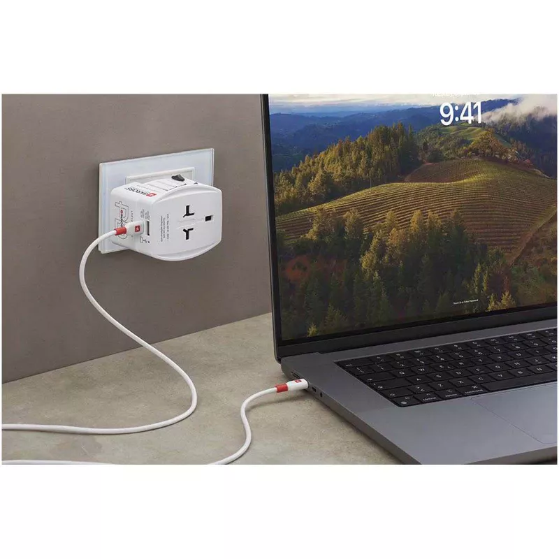 SKROSS® MUV AC65PD – uniwersalna przejściówka z kablem USB-C  - Biały (12462001)
