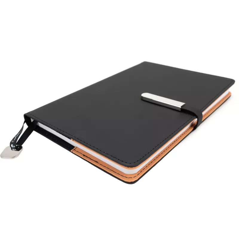 Notatnik A5 w linie ELEGANCE Pierre Cardin - czarny (B4016600IP303)