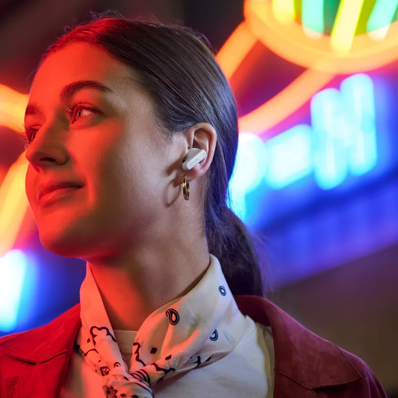 TAT2000 | Bezprzewodowe słuchawki douszne Philips - biały (LT42260-N0001)