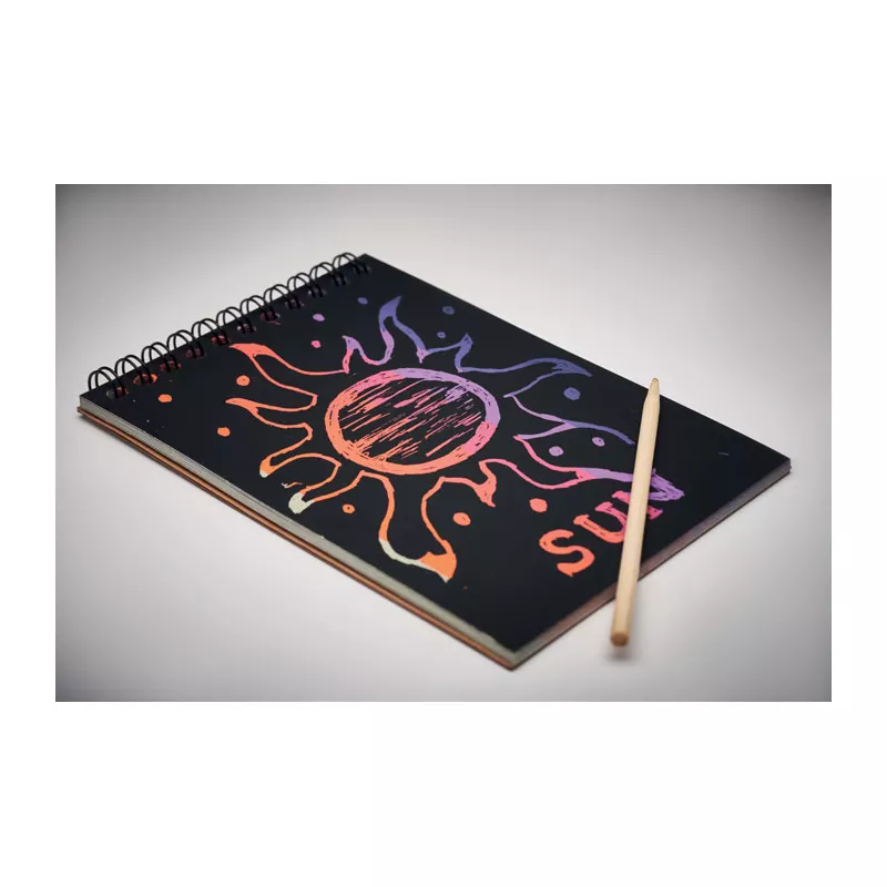 Notes zdrapka 10 kartek z drewnianym długopisem BLACK - Drewna (MO6699-40)