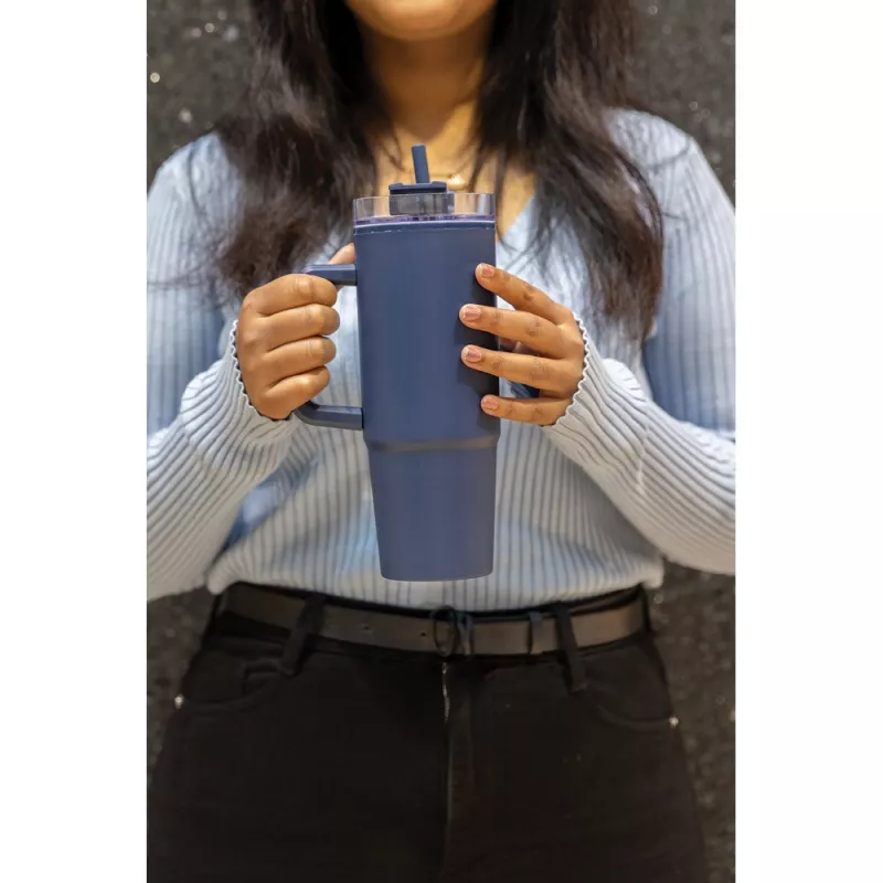 Kubek podróżny 900 ml Tana, plastik z recyklingu - granatowy (P437.100)