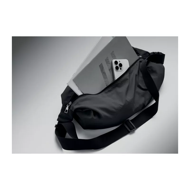 Torba na ramię z wodoodpornego nylonu SLING - Czarny (MO3212-03)