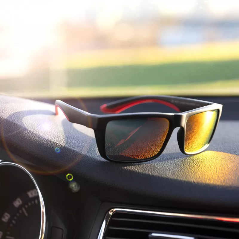 Okulary przeciwsłoneczne-polaryzacyjne UV400 IRAVADI Schwarzwolf - czarny (F1504700AJ303)