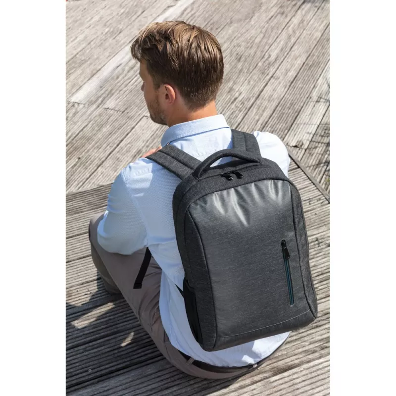 Plecak na laptopa 15,6" - czarny (P762.411)