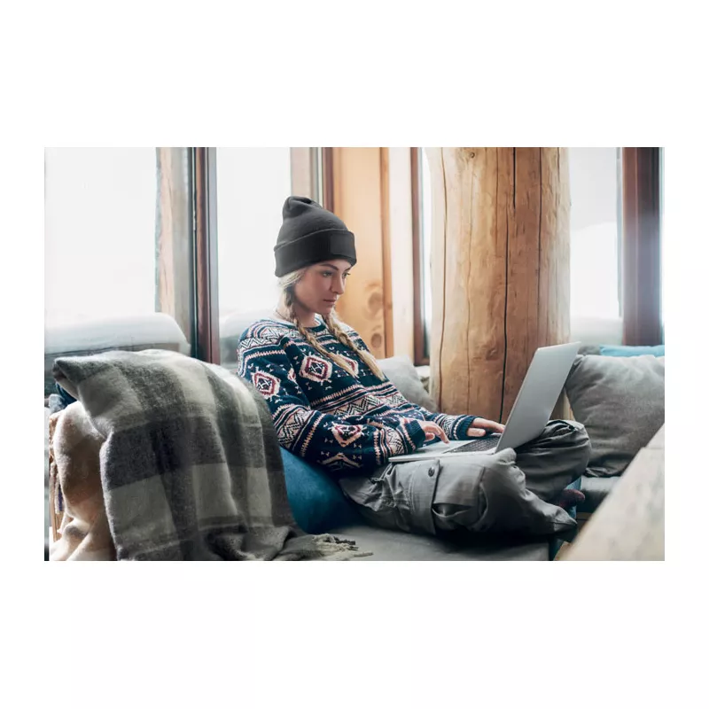 Czapka zimowa unisex z dzianiny RPET CAPNIT - Czarny (MO2359-03)