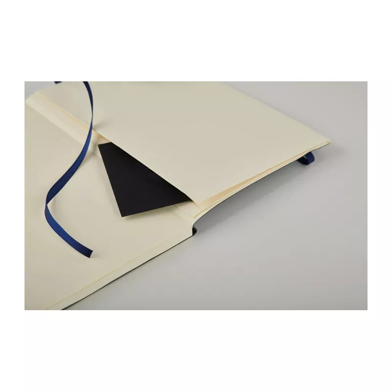 Notes A5 z recyklingu 80 kartek w linię BRETA - Niebieski (MO2118-04)