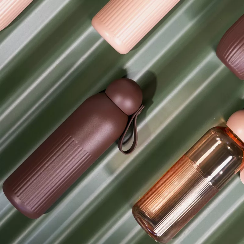 Stalowa butelka Sagaform Tekla (z recyklingu) 500 ml - Deep Mauve (LT52132-N0046)