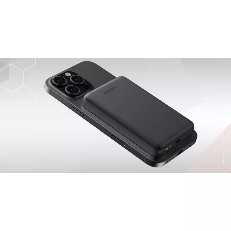 Magnetyczny, bezprzewodowy power bank 10000 mAh Aukey - czarny (VAM12-03)