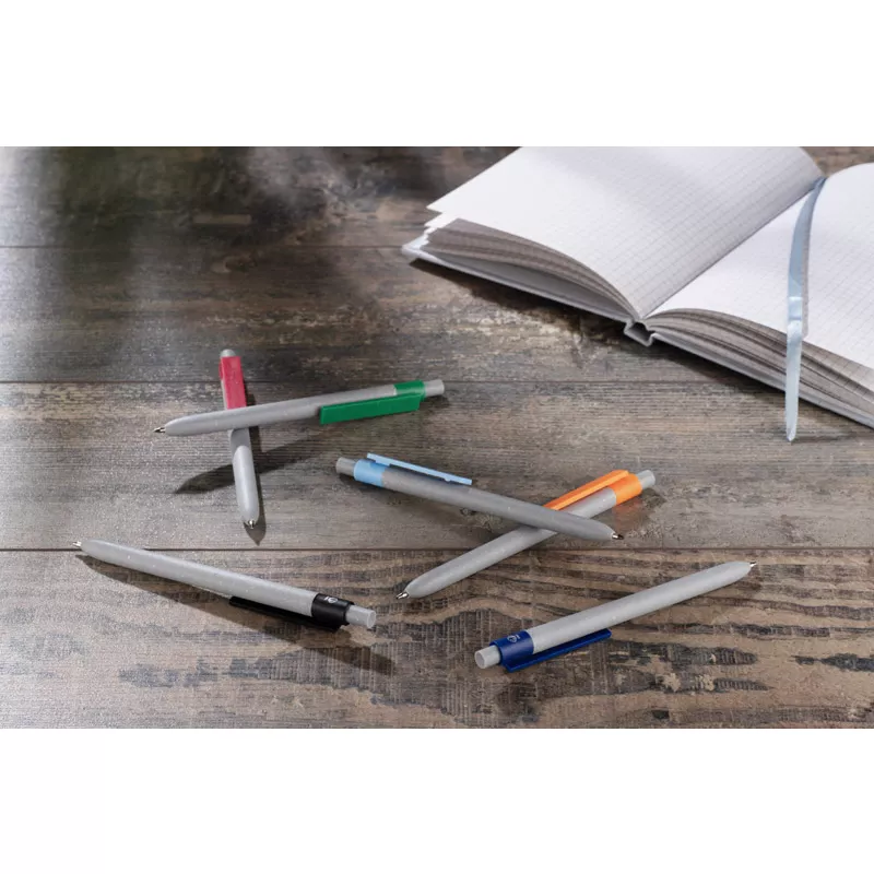 Długopis z tworzywa z dodatkiem zmielonych muszli SELIS - czerwony (19735-04)