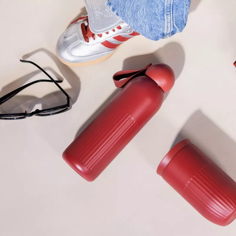 Stalowa butelka Sagaform Tekla (z recyklingu) 500 ml - ciemnoczerwony (LT52132-N0020)