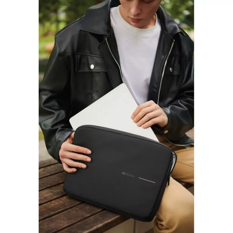 Pokrowiec na laptopa 14" - black (P706.201)