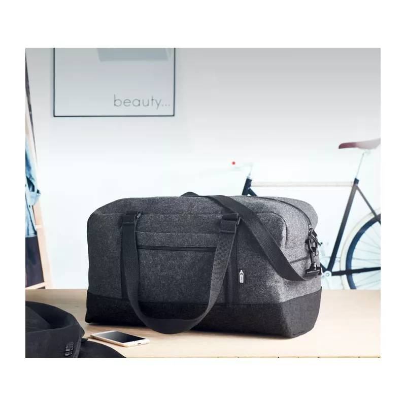 Torba sportowa z filcu RPET INDICO BAG - Kamienny Szary (MO6457-15)
