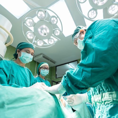 Dzień Pracownika Służby Zdrowia. Jakie upominki dla lekarzy i pielęgniarek?