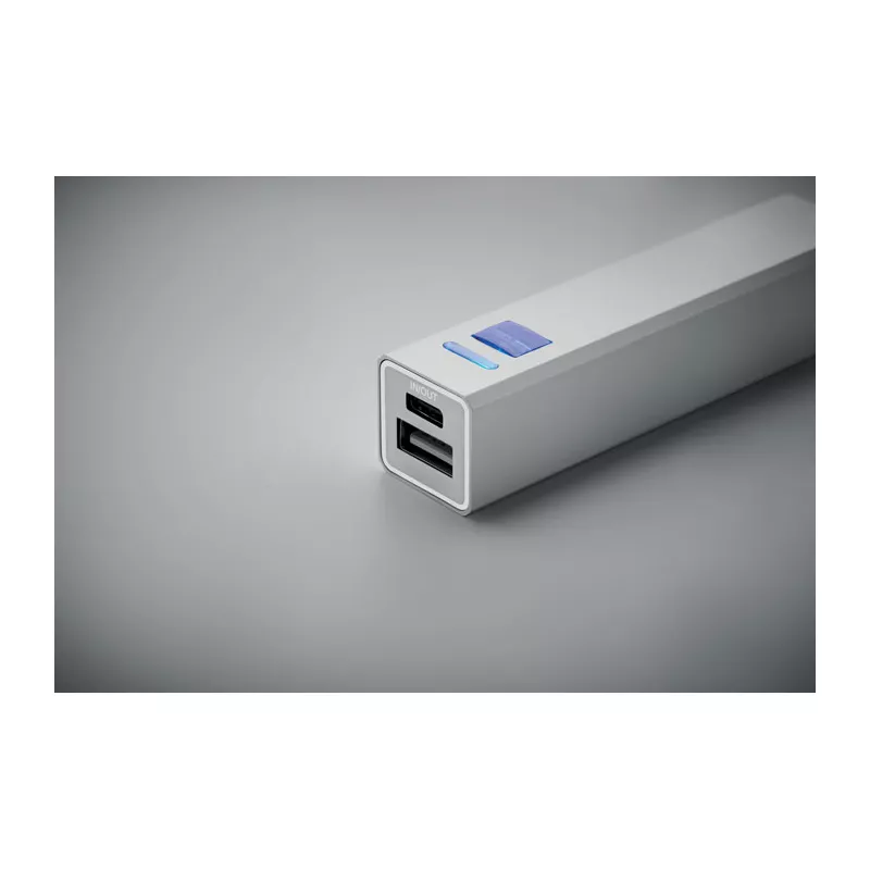 Powerbank 2600 mAh z aluminium z recyklingu POWERALUC - Srebrny Mat (MO2374-16)