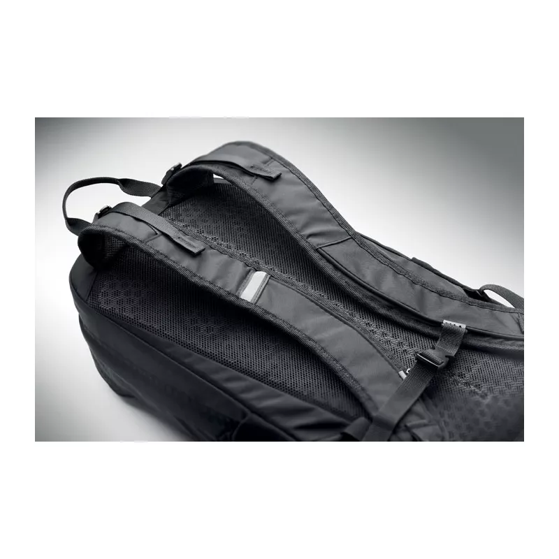 Plecak turystyczny 18 l na laptop 15" BAGGA - Czarny (MO2372-03)