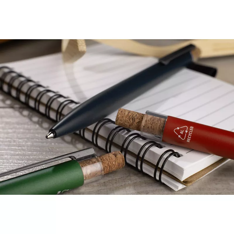 Długopis z recyklingowanego aluminium z korkowym przyciskiem KORIN - czerwony (19742-04)