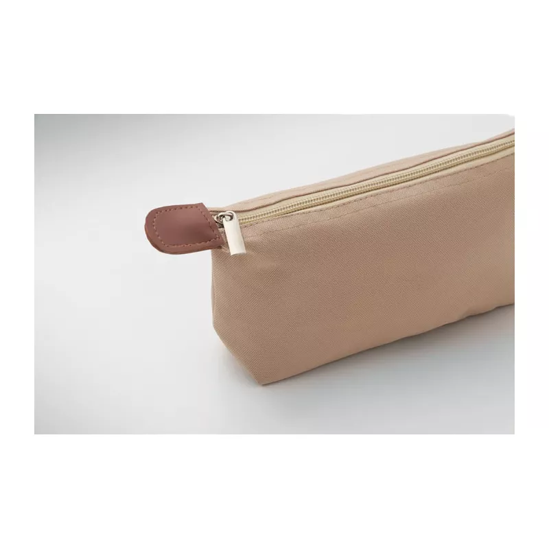 Kosmetyczka z RPET 600D z detalami z PU VANITY - Khaki (MO2961-39)