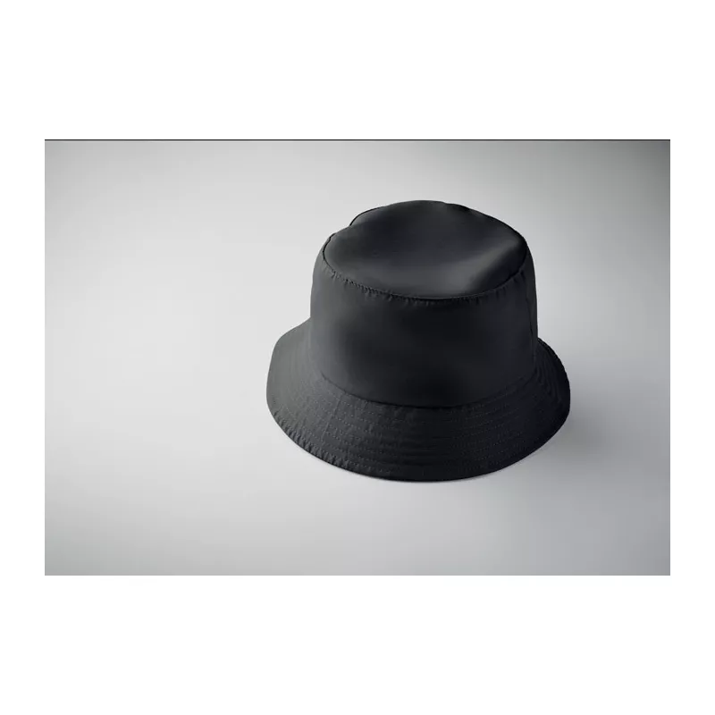 Czapka bucket z poliestru 150 g/m² EMMER - Czarny (MO2437-03)