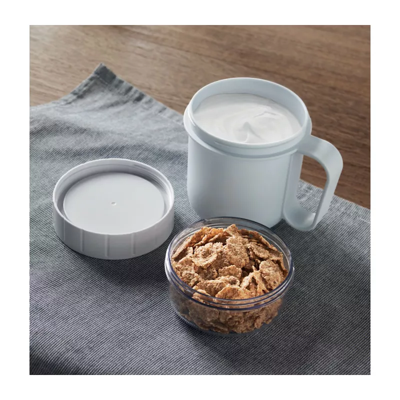 Kubek śniadaniowy z pojemnikiem 450 ml CUP ON GO - Baby Blue (MO2679-66)