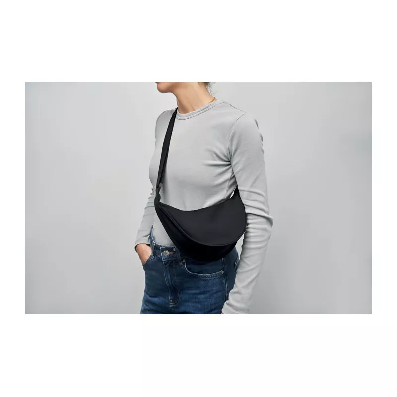 Torba crossbody z oxford 400D KOROVIN CROSS - Czarny (MO2685-03)