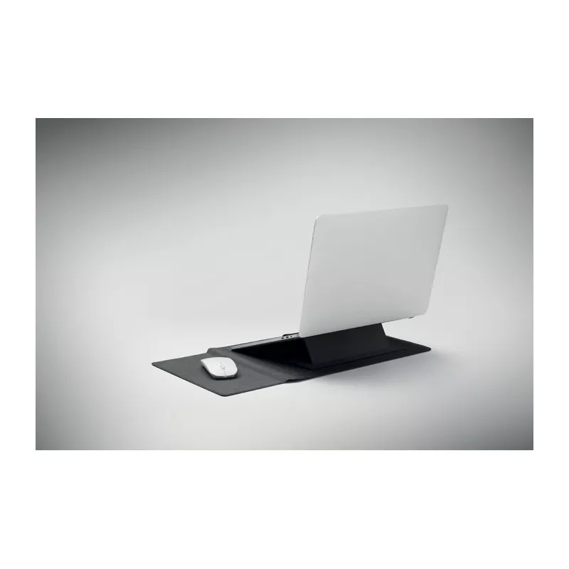 Pokrowiec na laptop 16" z podstawką z RPET PRACTIC - Czarny (MO2696-03)
