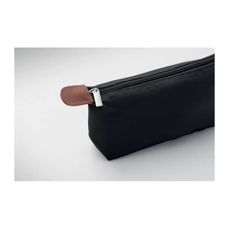 Kosmetyczka z RPET 600D z detalami z PU VANITY - Czarny (MO2961-03)