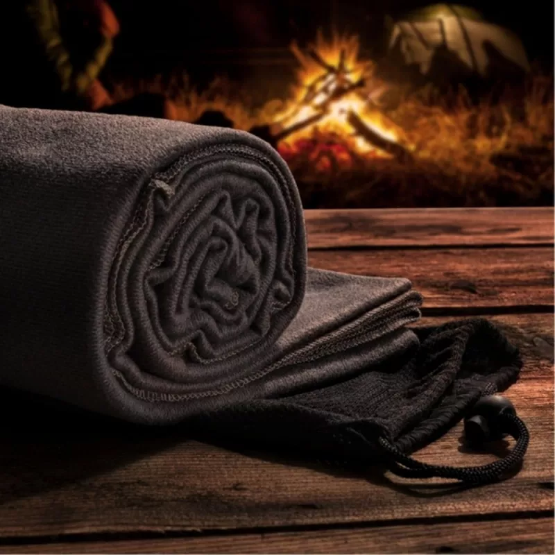 Koc BRISA Schwarzwolf - czarny (F5603600AJ303)