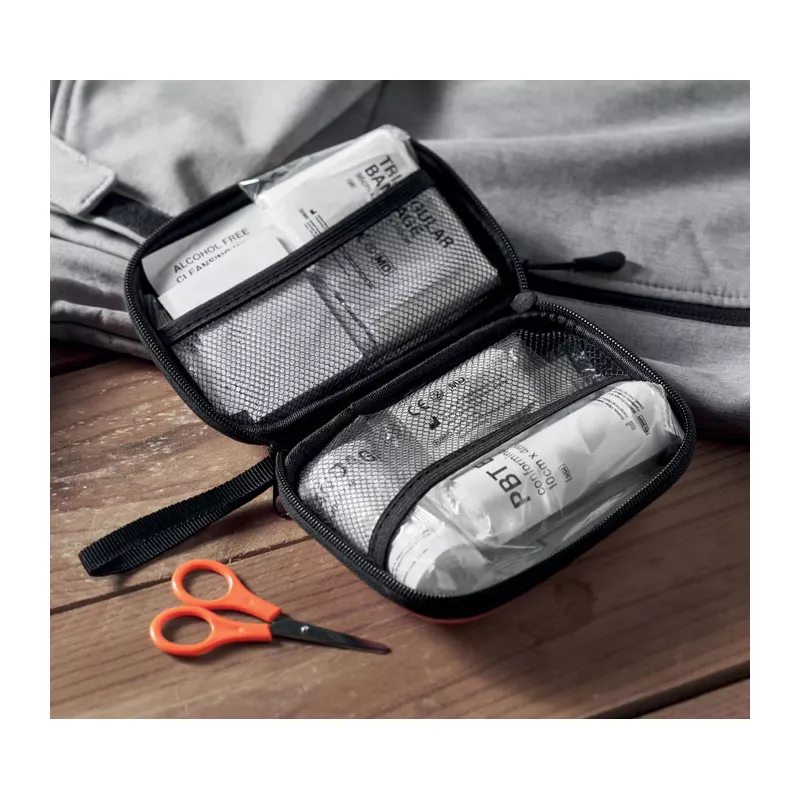 Apteczka pierwszej pomocy w twardym etui z PU CARETWO - Czerwony (MO2818-05)