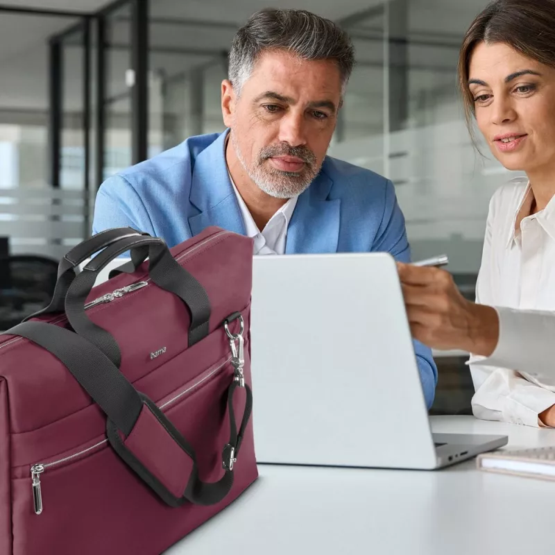 Torba na laptopa 15,6"-16,2" Hama Ultimate - czerwony (VH048-05)