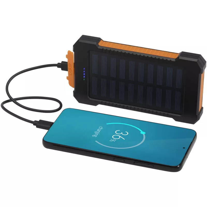 Altair wytrzymały powerbank o pojemności 5000 mAh i mocy 10 W, wykonany z tworzyw sztucznych pochodzących z recyklingu, z wbudowaną latarką - Czarny (12447190)