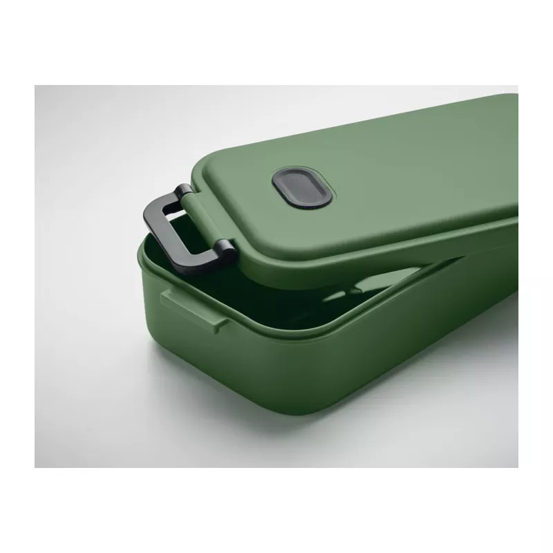 Lunchbox z PP z zaworem i klamrami 800 ml INDUS - Ciemnozielony (MO6855-60)