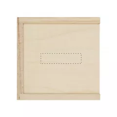 centered on the wooden lid