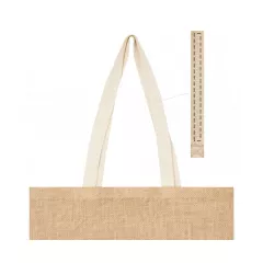 po prawej stronie uchwytu