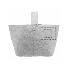 back on the right side of the carrying handle