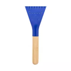 Plastikowa część - front