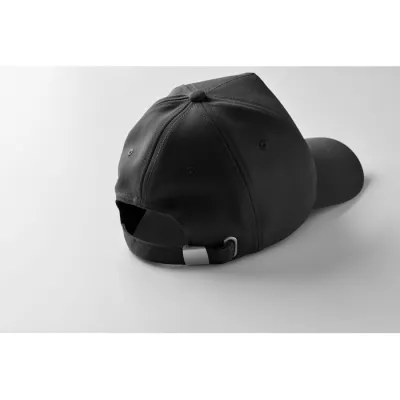 Czapka z daszkiem 5-panelowa RPET 210 g/m² SENGA - Czarny (MO6831-03)